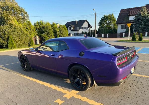 Dodge Challenger cena 154000 przebieg: 79000, rok produkcji 2015 z Ostrołęka małe 301